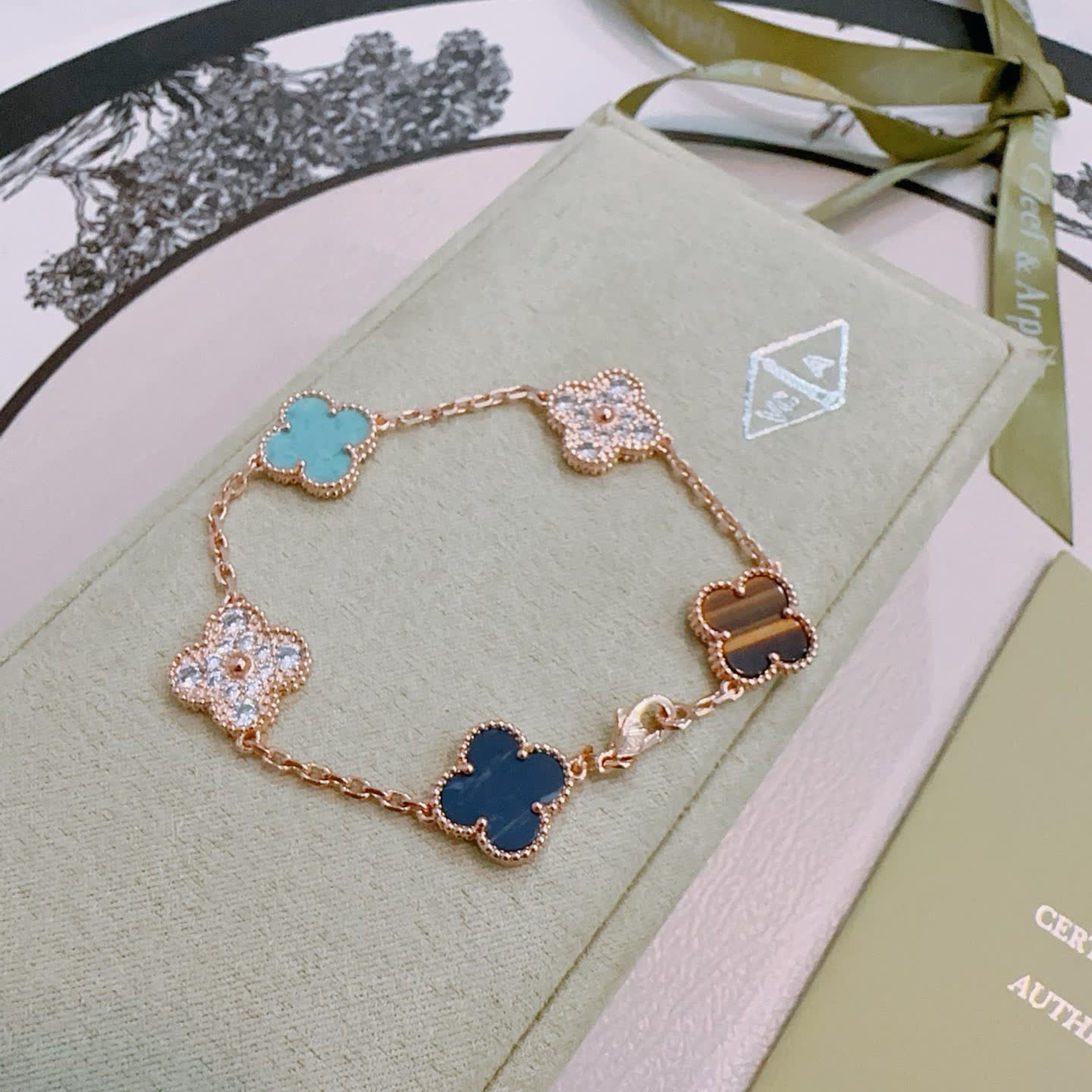 Van Cleef & Arpels Alhambra Bracelet Van Cleef & Arpels Alhambra Bracelet